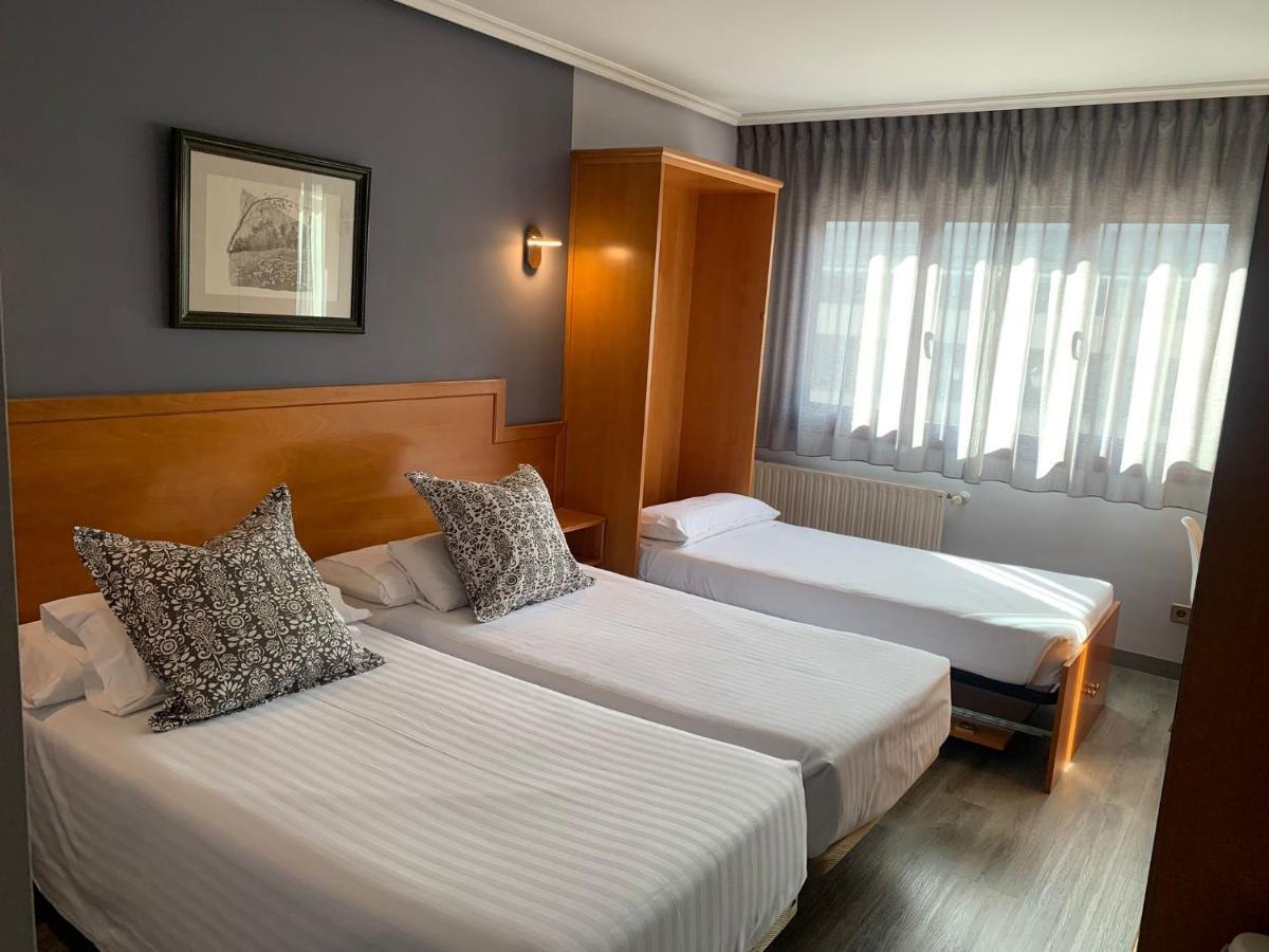 Hotel Carbayon Oviedo Exterior photo
